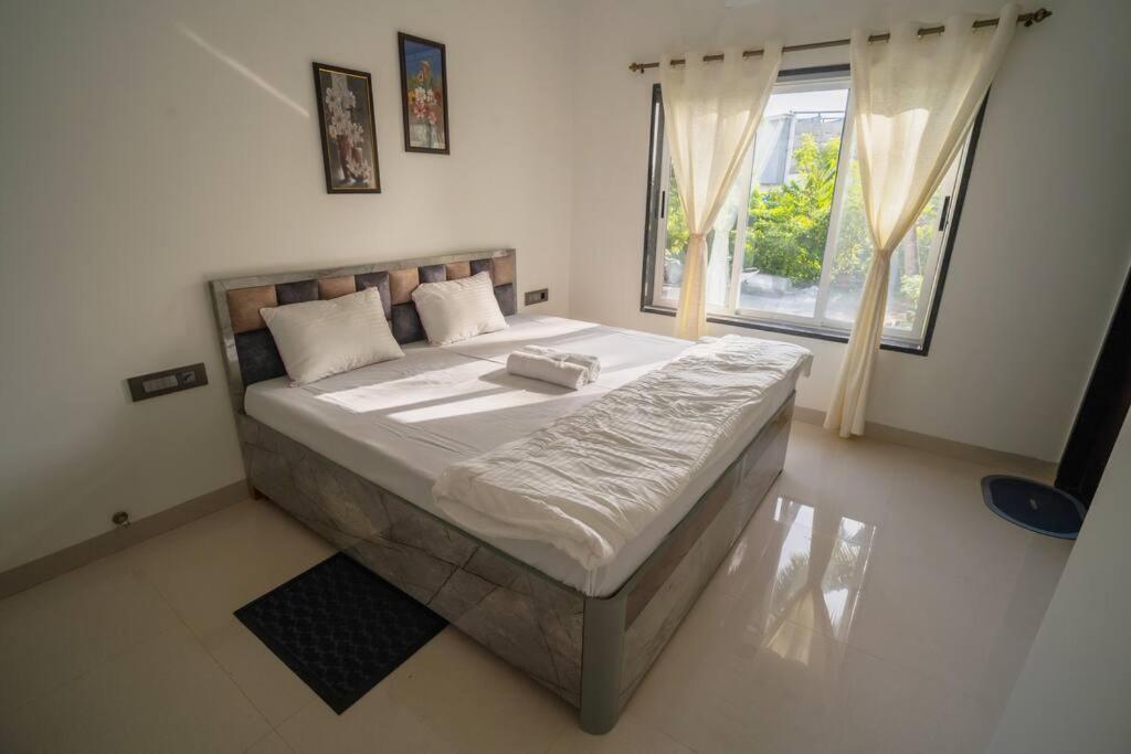 Almond Villa Find Your Paradise Алібаґ Екстер'єр фото