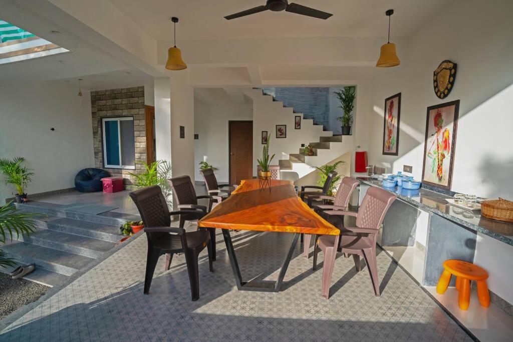 Almond Villa Find Your Paradise Алібаґ Екстер'єр фото